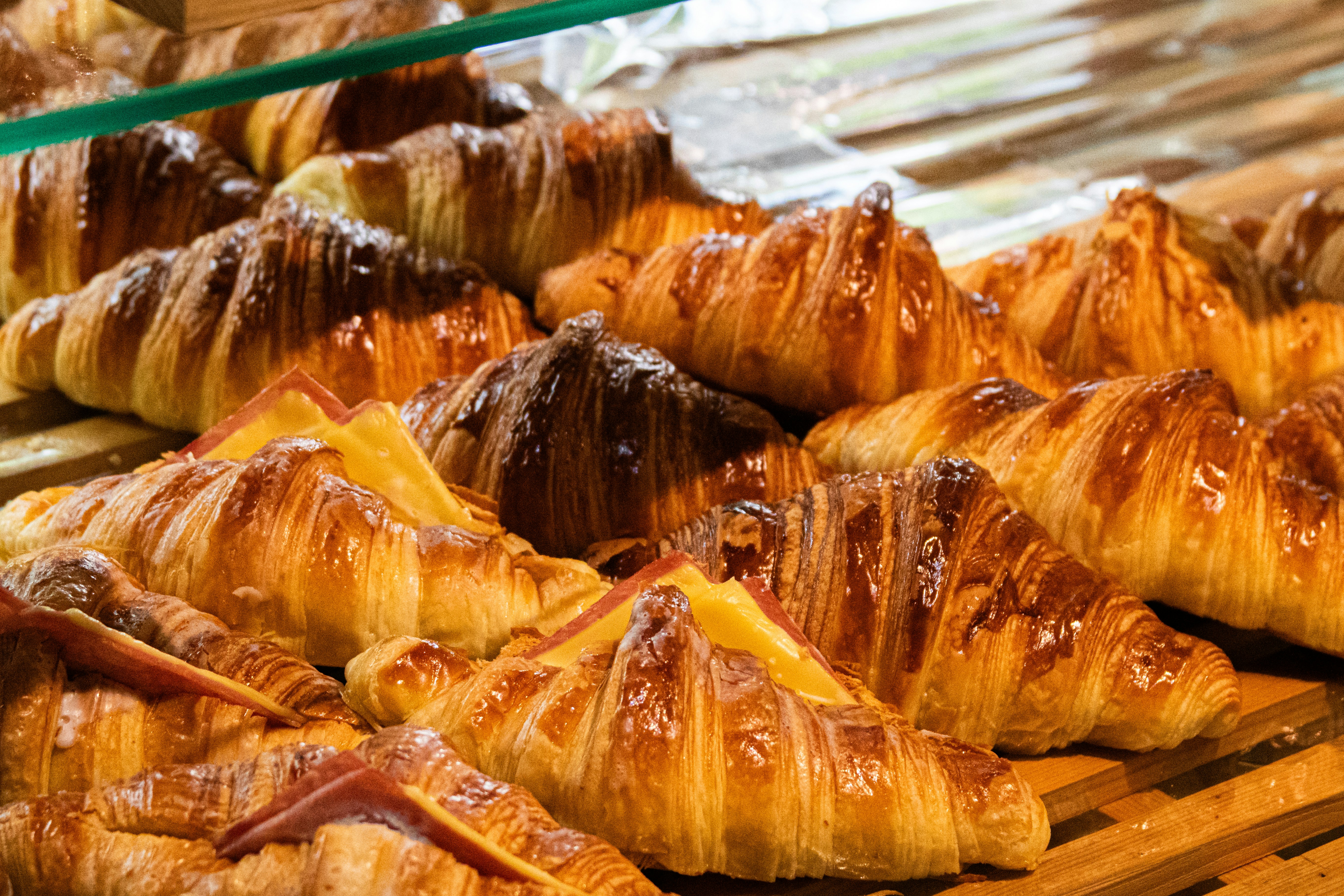 Formule déjeuner café et viennoiserie au Croisement